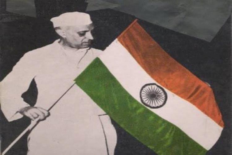 Rahul-Priyanka Put A Tricolor Picture With Pandit Nehru In DP, BJP Took A Jibe
