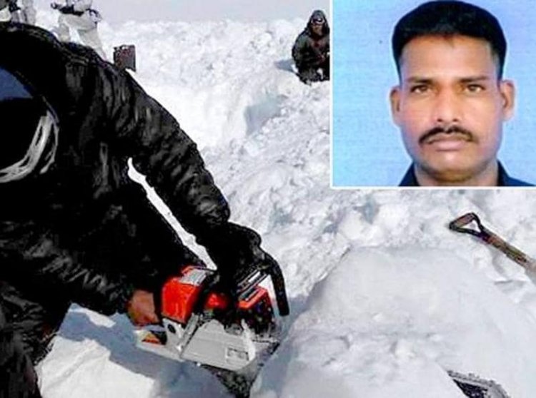After 38 years, dead body of martyr Lance Naik Chandrashekhar was found buried in snow