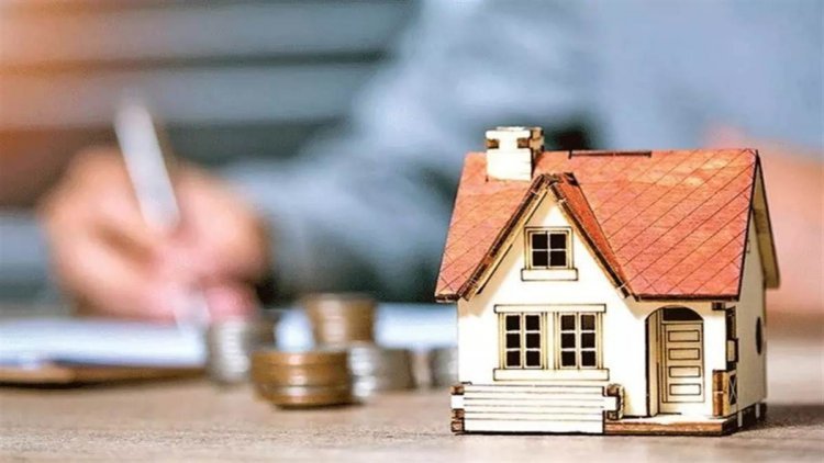 LIC Housing Finance gave a shock to the customers, home loan became expensive
