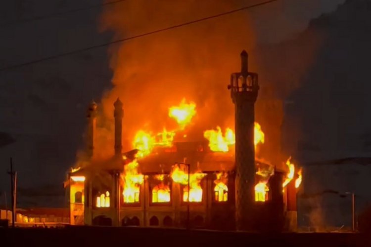 Fierce fire broke out in Kargil mosque late night under suspicious circumstances, the mosque was gutted