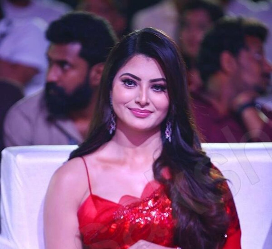 Urvashi Rautela greeted with Rishabh Pant chants for the 10th time, ignores it like a queen Chiranjeevi impressed