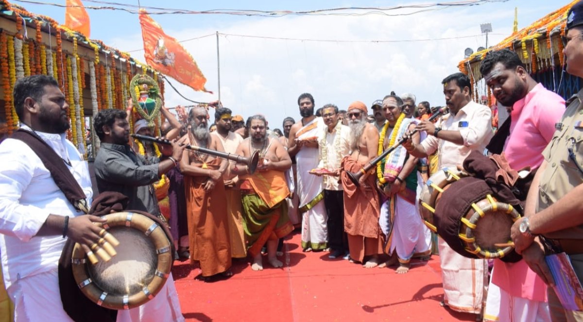 कार्तिक स्वामी मंदिर में भव्य 108 बालमपुरी शंख पूजा एवं हवन कार्यक्रम का हुआ आयोजन