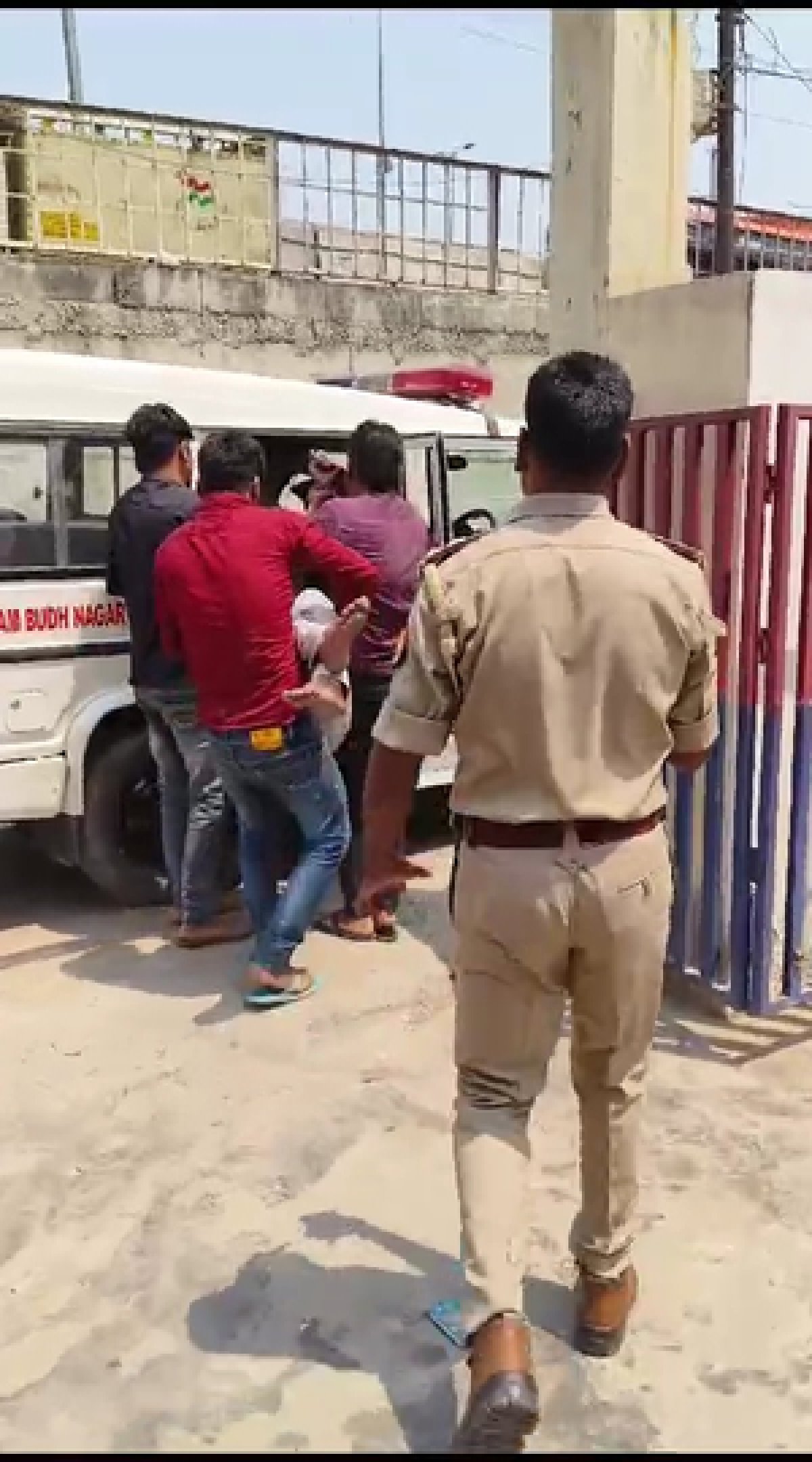 ग्रेटर नोएडा में पुलिस कस्टडी में युवक की मौत, परिजनों ने लगाया हत्या का आरोप