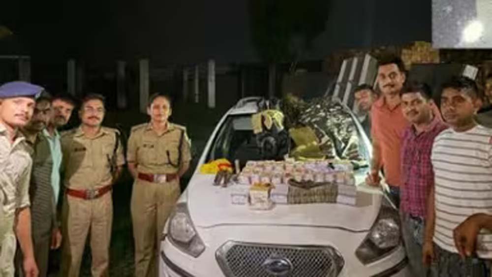 बिहार में बड़ा खुलासा, 1 करोड़ के जाली नोट समेत सोने के बिस्किट बरामद बिहार में बड़ा खुलासा, 1 करोड़ के जाली नोट समेत सोने के बिस्किट बरामद