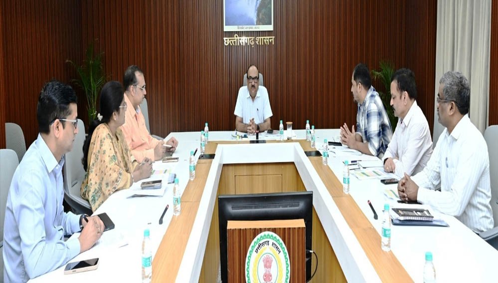 जल जीवन मिशन 2.0 छत्तीसगढ़ में ग्रामीण पेयजल योजनाओं के संचालन और रखरखाव नीति पर उच्च स्तरीय बैठक संपन्न जल जीवन मिशन 2.0 छत्तीसगढ़ में ग्रामीण पेयजल योजनाओं के संचालन और रखरखाव नीति पर उच्च स्तरीय बैठक संपन्न