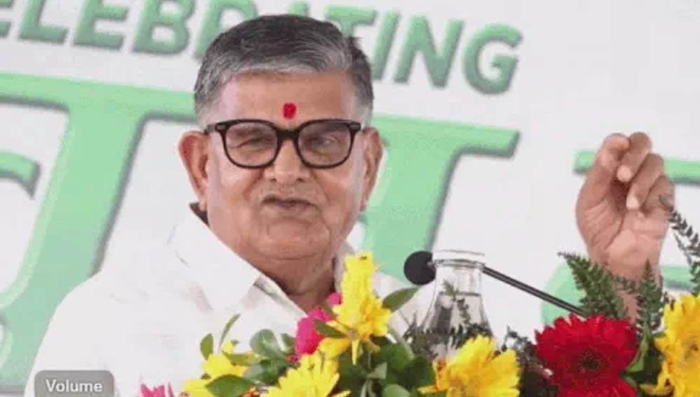 वन महोत्सव में प्रशासक का अफसरों पर तंज, बोले- गप्पें और झूठ बंद करें; पौधारोपण के दावों पर उठाए सवाल वन महोत्सव में प्रशासक का अफसरों पर तंज, बोले- गप्पें और झूठ बंद करें; पौधारोपण के दावों पर उठाए सवाल