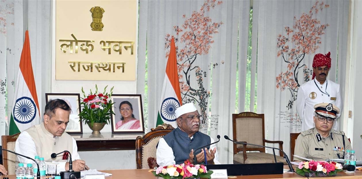 राजस्थान में नशे पर सख्त राज्यपाल, बोले- नशे में मिले कर्मचारी तुरंत हों सस्पेंड राजस्थान में नशे पर सख्त राज्यपाल, बोले- नशे में मिले कर्मचारी तुरंत हों सस्पेंड