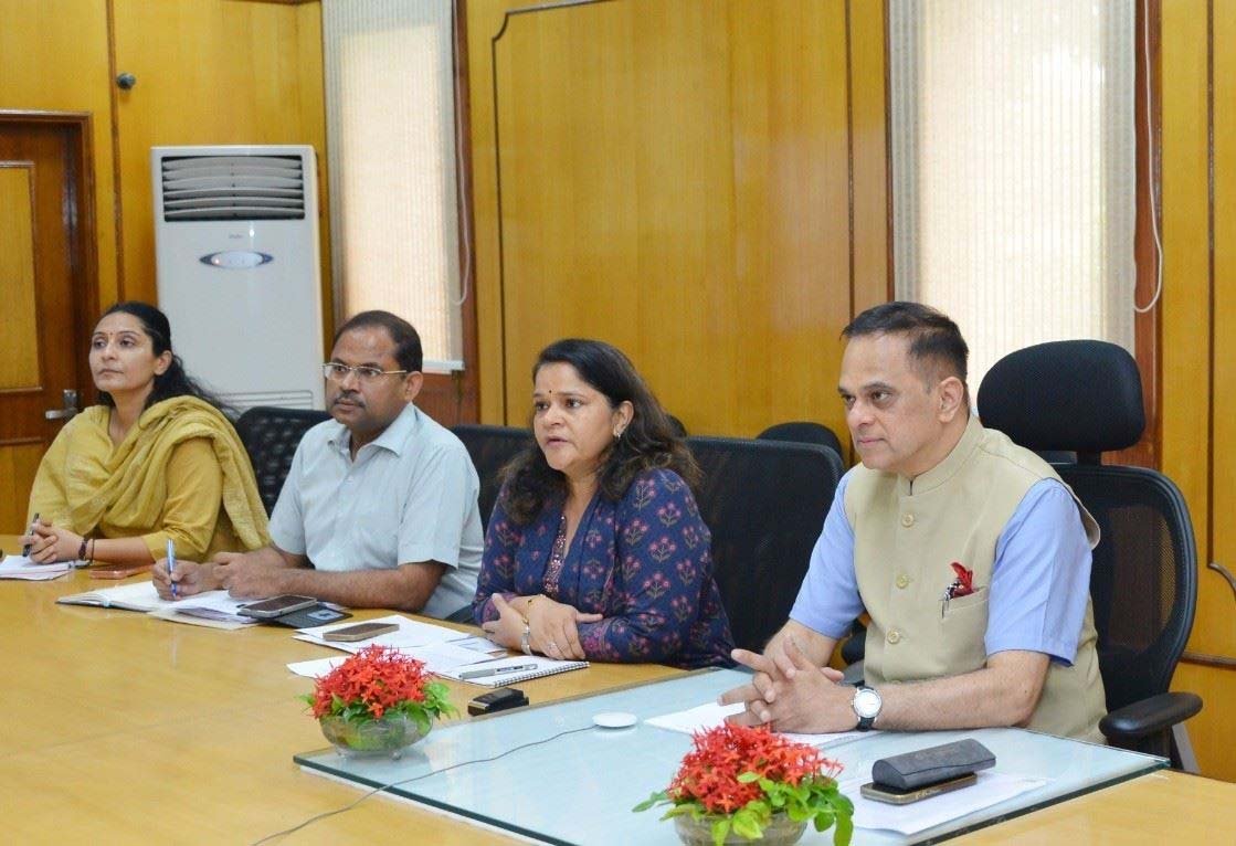 एसएमएस आईपीडी टावर परियोजना को समय पर पूरा करने के निर्देश एसएमएस आईपीडी टावर परियोजना को समय पर पूरा करने के निर्देश