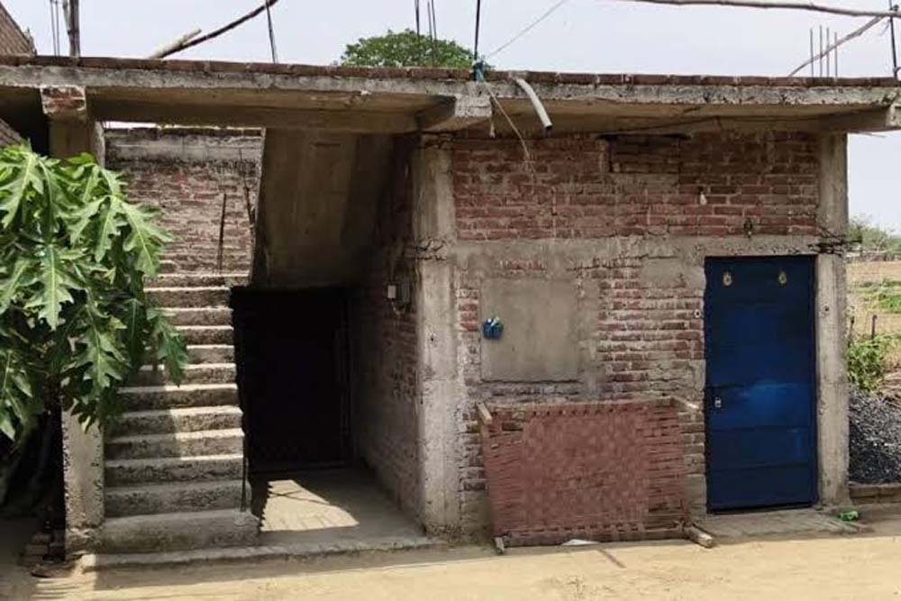 पलामू में एक ही परिवार के छह लोगों की मौत, जहरीले सरसों तेल से ड्रॉप्सी की आशंका पलामू में एक ही परिवार के छह लोगों की मौत, जहरीले सरसों तेल से ड्रॉप्सी की आशंका