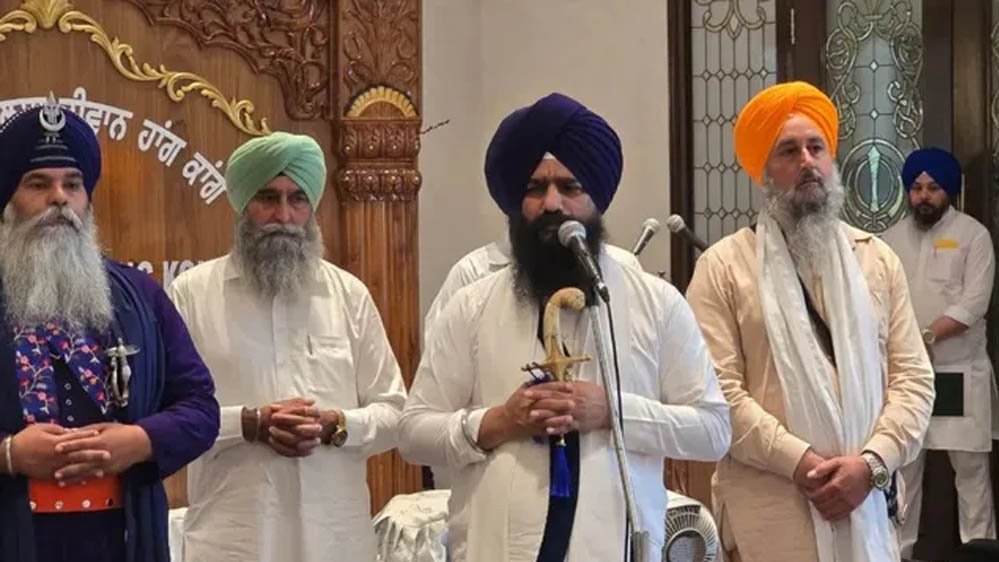बेअदबी कानून संशोधन पर पंजाब सरकार को झटका, श्री अकाल तख्त साहिब ने रिपोर्ट खारिज कर बनाई 5 सदस्यीय विशेषज्ञ समिति बेअदबी कानून संशोधन पर पंजाब सरकार को झटका, श्री अकाल तख्त साहिब ने रिपोर्ट खारिज कर बनाई 5 सदस्यीय विशेषज्ञ समिति