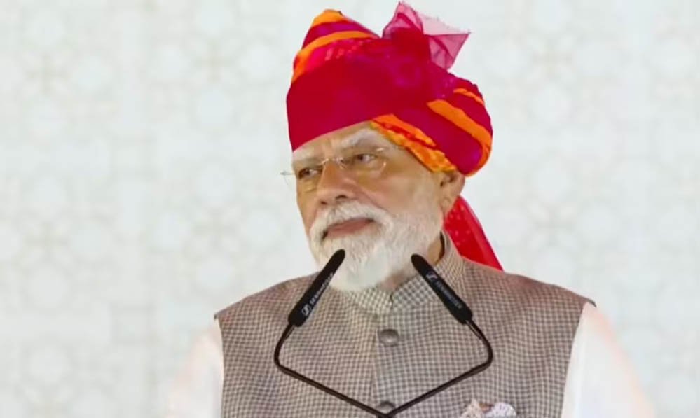 ‘भारतीय डिप्लोमेसी का दिखा दम’… PM मोदी बोले- जंग के बीच 40 देशों से आया तेल, टला बड़ा संकट ‘भारतीय डिप्लोमेसी का दिखा दम’… PM मोदी बोले- जंग के बीच 40 देशों से आया तेल, टला बड़ा संकट