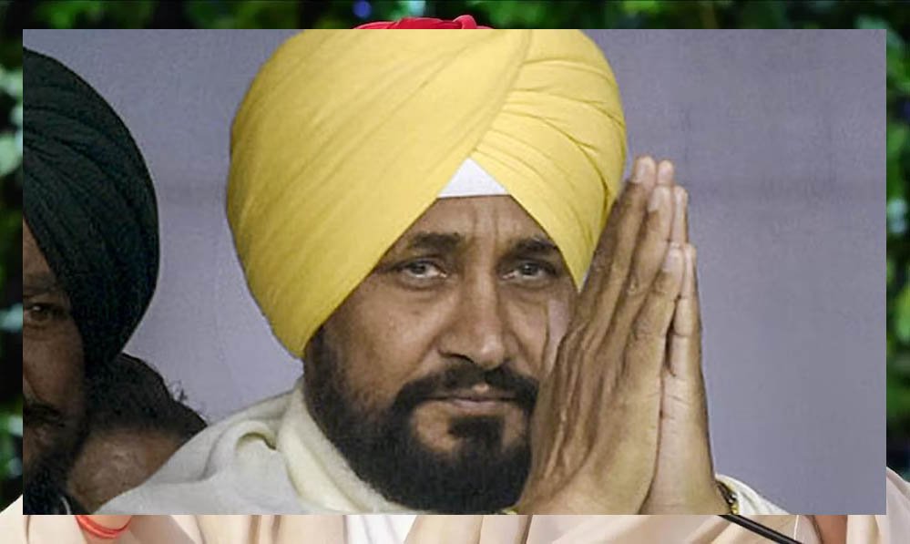 पंजाब कांग्रेस में बड़ा उलटफेर: चन्नी के पक्ष में था बहुमत, फिर कैसे बदला हाईकमान का फैसला? पंजाब कांग्रेस में बड़ा उलटफेर: चन्नी के पक्ष में था बहुमत, फिर कैसे बदला हाईकमान का फैसला?