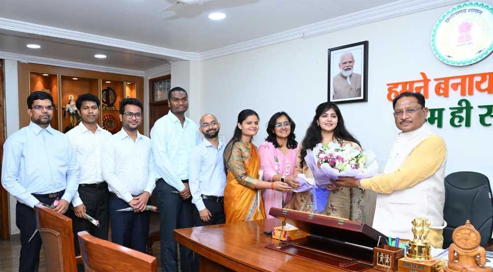 पूरी निष्ठा और सेवा भाव से करें जनसेवा, विकसित छत्तीसगढ़ के निर्माण में निभाएं महत्वपूर्ण भूमिका : मुख्यमंत्री विष्णु देव साय पूरी निष्ठा और सेवा भाव से करें जनसेवा, विकसित छत्तीसगढ़ के निर्माण में निभाएं महत्वपूर्ण भूमिका : मुख्यमंत्री विष्णु देव साय
