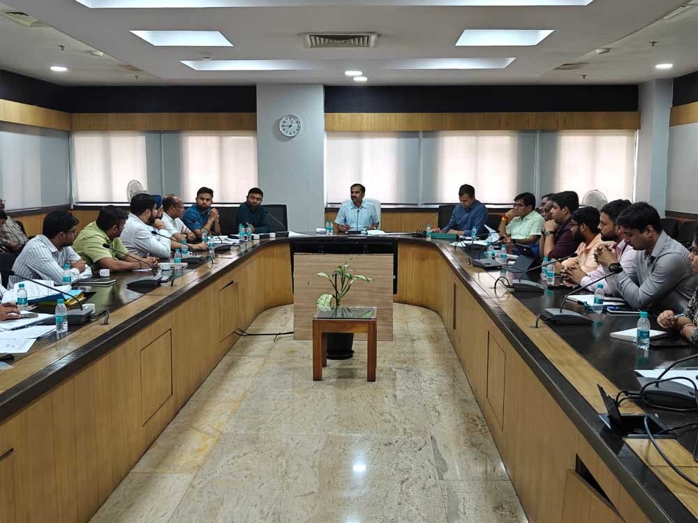 छत्तीसगढ़ में ईवी चार्जिंग नेटवर्क को मिलेगा बूस्ट, सरकार लाएगी एकीकृत एप छत्तीसगढ़ में ईवी चार्जिंग नेटवर्क को मिलेगा बूस्ट, सरकार लाएगी एकीकृत एप