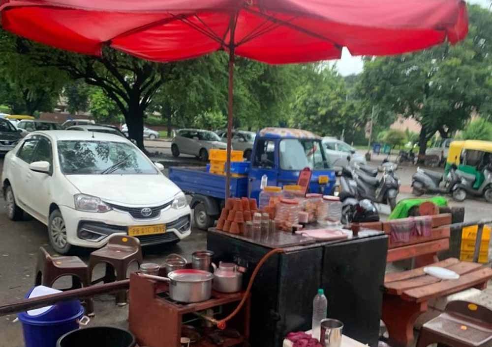 चंडीगढ़ में बनेगा सबसे बड़ा वेंडिंग जोन, 248 वेंडरों को मिलेगा कारोबार का नया ठिकाना चंडीगढ़ में बनेगा सबसे बड़ा वेंडिंग जोन, 248 वेंडरों को मिलेगा कारोबार का नया ठिकाना