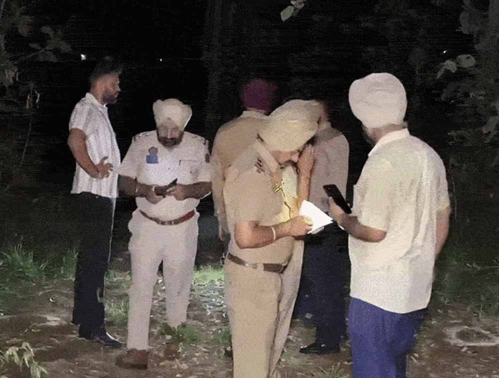 बटाला में पुलिस एनकाउंटर, फिरौती और फायरिंग का वांछित आरोपी बिल्ला घायल बटाला में पुलिस एनकाउंटर, फिरौती और फायरिंग का वांछित आरोपी बिल्ला घायल