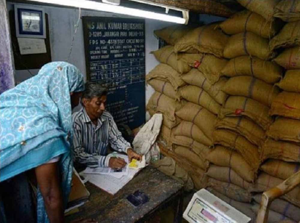 पंजाब के लाखों राशन कार्ड धारकों को बड़ी राहत, प्रधानमंत्री गरीब कल्याण अन्न योजना का मिलेगा लाभ पंजाब के लाखों राशन कार्ड धारकों को बड़ी राहत, प्रधानमंत्री गरीब कल्याण अन्न योजना का मिलेगा लाभ
