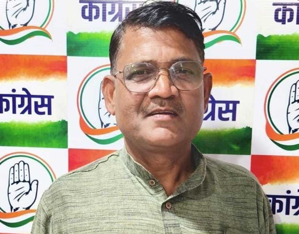 खड़गवां में उप पंजीयक (रजिस्ट्री) कार्यालय खोलने की मांग तेज, जिला कांग्रेस अध्यक्ष ने कलेक्टर को सौंपा ज्ञापन खड़गवां में उप पंजीयक (रजिस्ट्री) कार्यालय खोलने की मांग तेज, जिला कांग्रेस अध्यक्ष ने कलेक्टर को सौंपा ज्ञापन