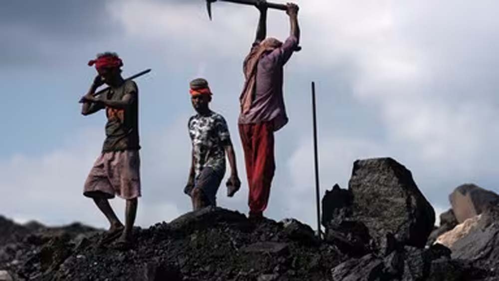 गया-रोहतास में खनन की तैयारी तेज, 14 खनिज ब्लॉकों की होगी नीलामी गया-रोहतास में खनन की तैयारी तेज, 14 खनिज ब्लॉकों की होगी नीलामी