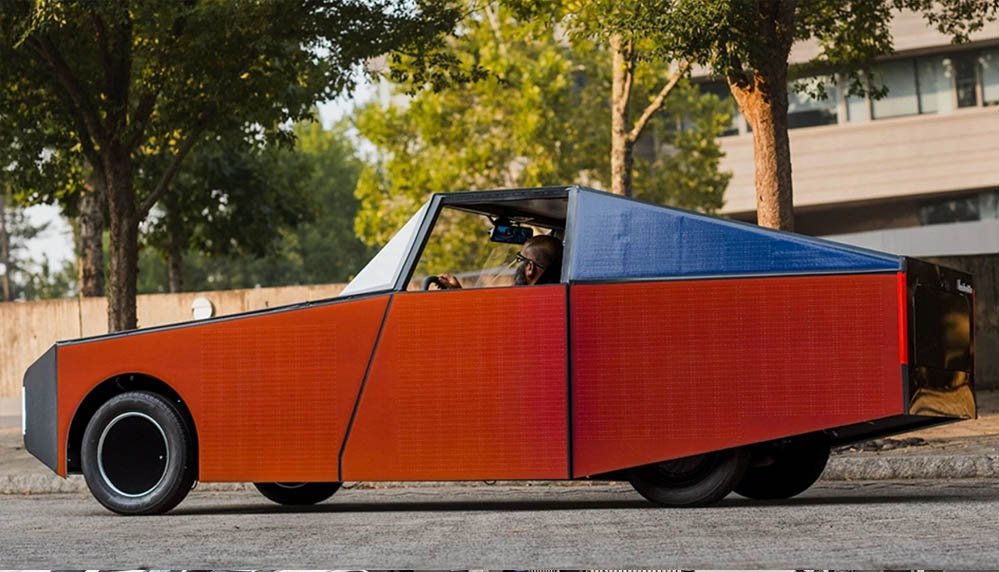 Luminetta Solar Car: स्टूडेंट्स ने बनाई ऐसी सोलर कार, जितनी बिजली खर्च करेगी उससे ज्यादा बनाएगी