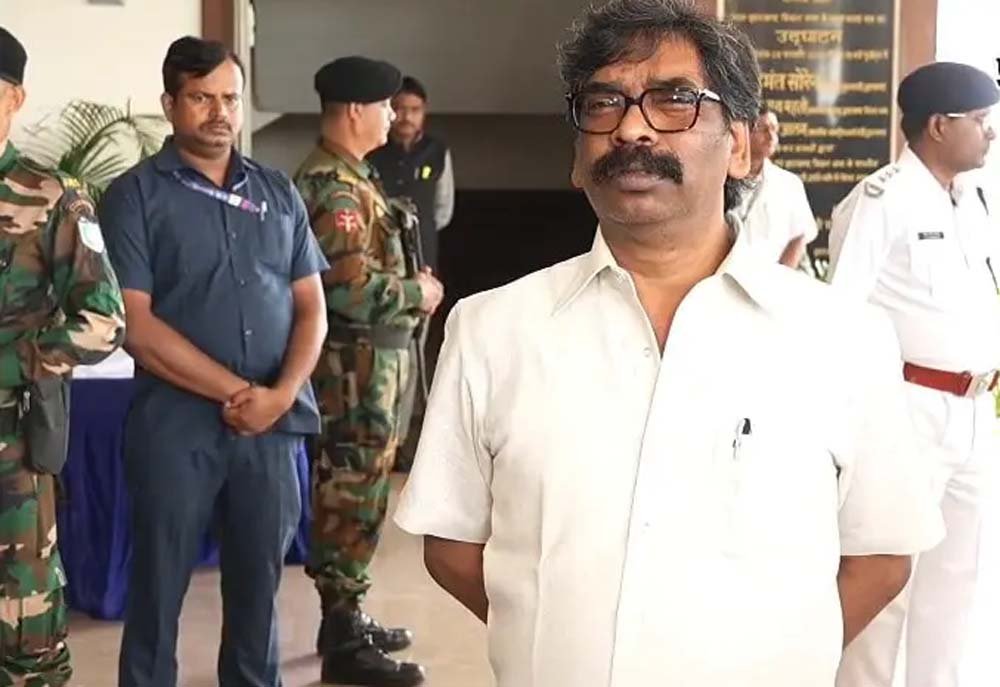 छात्र आंदोलन पर बोले हेमंत सोरेन, सरकार गंभीर, जल्द ठोस निर्णय लेने का किया भरोसा छात्र आंदोलन पर बोले हेमंत सोरेन, सरकार गंभीर, जल्द ठोस निर्णय लेने का किया भरोसा