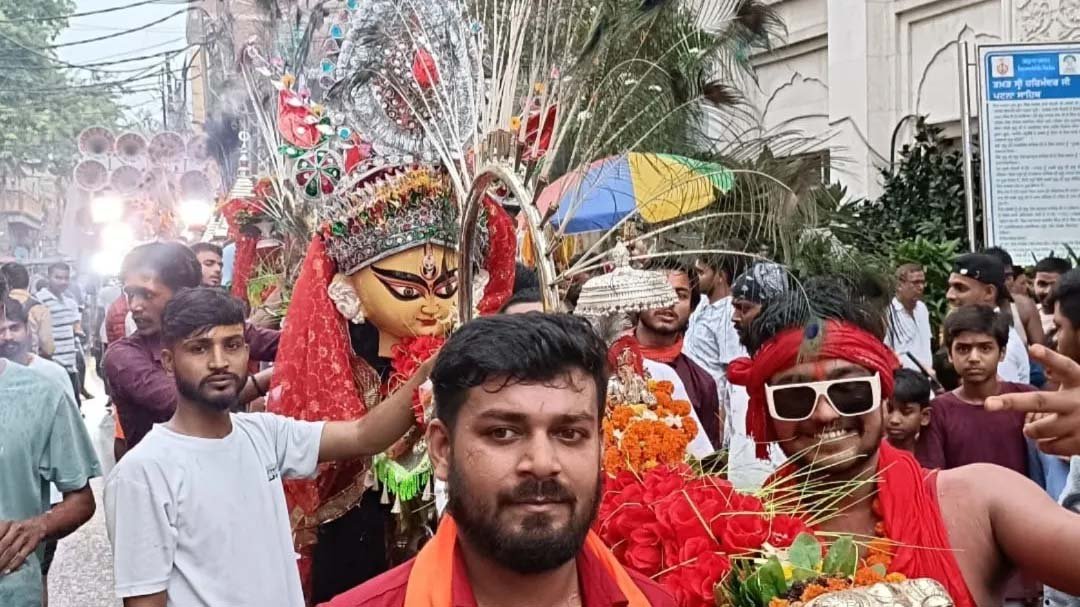 पटना सिटी की 54 फीट कांवड़ यात्रा बनेगी आकर्षण, 500 शिवभक्त जाएंगे बाबाधाम पटना सिटी की 54 फीट कांवड़ यात्रा बनेगी आकर्षण, 500 शिवभक्त जाएंगे बाबाधाम