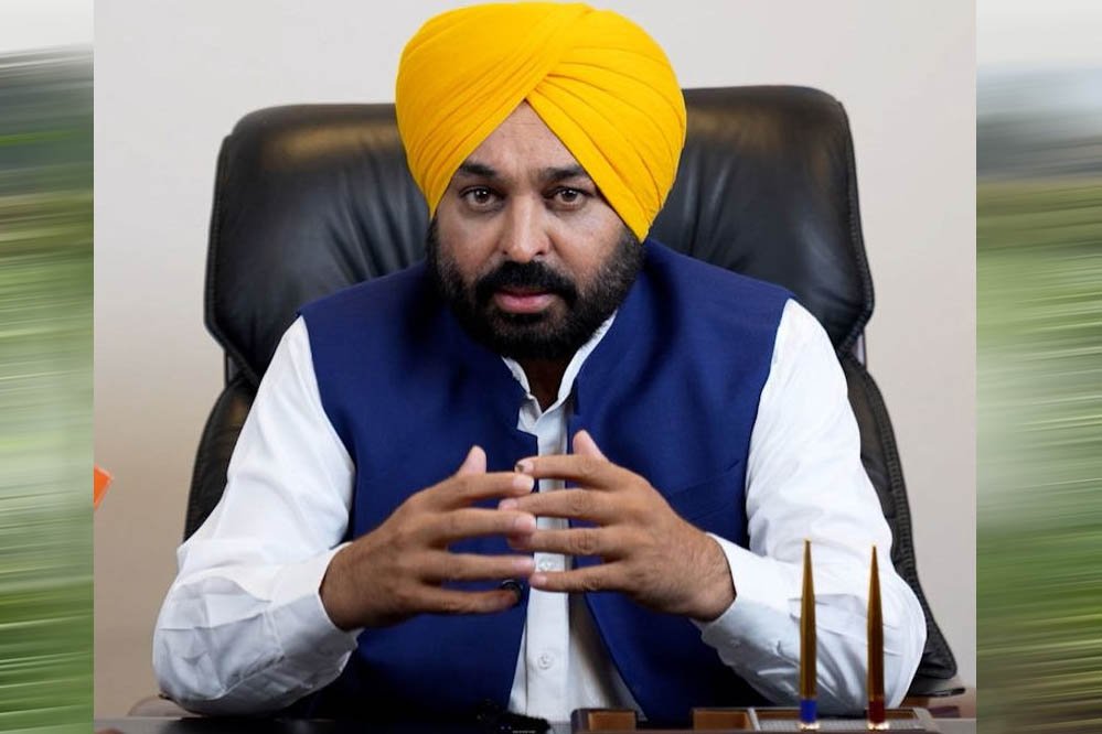 पंजाब में भर्ती प्रक्रिया पर फिर HC की रोक, मान सरकार को 2 दिन में दूसरा बड़ा झटका पंजाब में भर्ती प्रक्रिया पर फिर HC की रोक, मान सरकार को 2 दिन में दूसरा बड़ा झटका