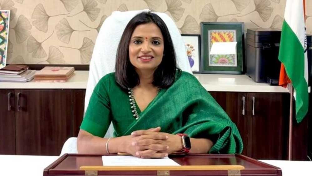 IAS Gargi Jain: माइक्रोसॉफ्ट की नौकरी छोड़ी, UPSC में हासिल की 45वीं रैंक, जानें कौन हैं ‘कलेक्टर दीदी’ IAS Gargi Jain: माइक्रोसॉफ्ट की नौकरी छोड़ी, UPSC में हासिल की 45वीं रैंक, जानें कौन हैं ‘कलेक्टर दीदी’