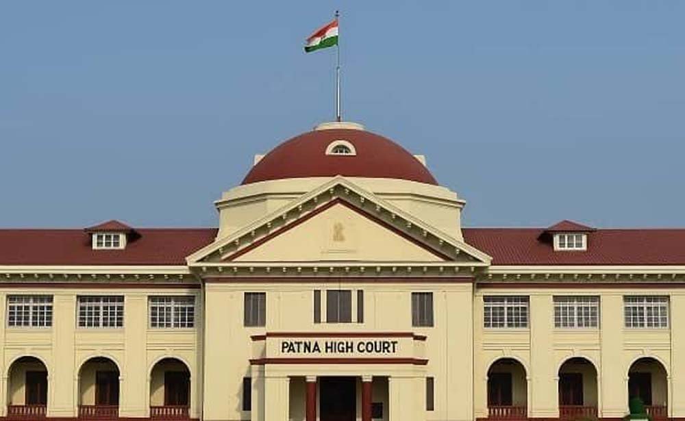 पटना के जीरो माइल जाम पर हाईकोर्ट सख्त, सरकार से मांगा ठोस समाधान का प्लान पटना के जीरो माइल जाम पर हाईकोर्ट सख्त, सरकार से मांगा ठोस समाधान का प्लान
