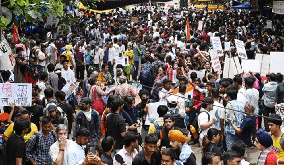 जंतर-मंतर पर बड़े आतंकी हमले की साजिश नाकाम! CJP प्रदर्शन के दौरान ISI से जुड़े मॉड्यूल का भंडाफोड़ जंतर-मंतर पर बड़े आतंकी हमले की साजिश नाकाम! CJP प्रदर्शन के दौरान ISI से जुड़े मॉड्यूल का भंडाफोड़