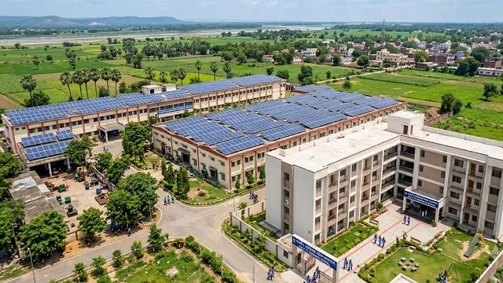 बिहार के सभी सरकारी ITI में लगेंगे सोलर पैनल, बिजली खर्च घटाने की तैयारी बिहार के सभी सरकारी ITI में लगेंगे सोलर पैनल, बिजली खर्च घटाने की तैयारी