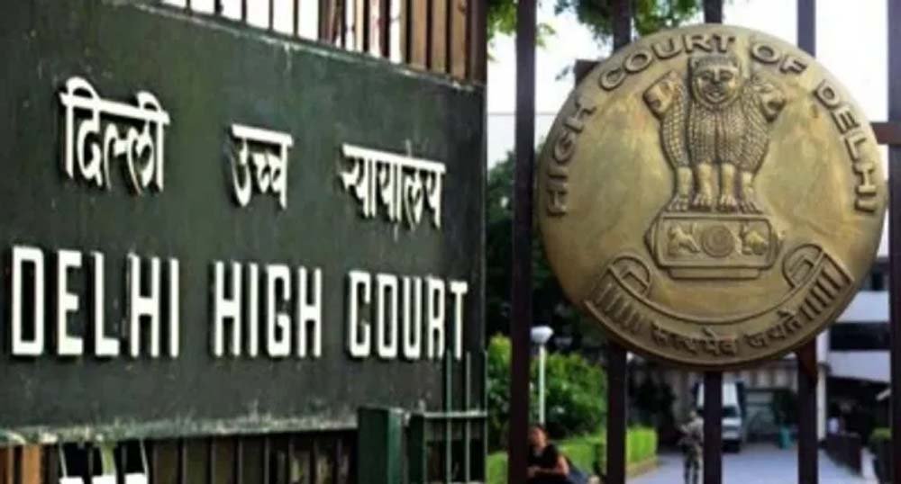 करोल बाग में नकली लग्जरी सामान बेचने वालों पर होगी कार्रवाई, हाईकोर्ट सख्त करोल बाग में नकली लग्जरी सामान बेचने वालों पर होगी कार्रवाई, हाईकोर्ट सख्त