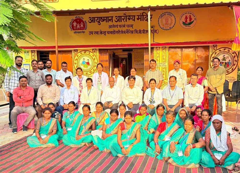 मुख्यमंत्री विष्णुदेव साय के नेतृत्व में ग्रामीण स्वास्थ्य सेवाओं को मिली नई पहचान मुख्यमंत्री विष्णुदेव साय के नेतृत्व में ग्रामीण स्वास्थ्य सेवाओं को मिली नई पहचान
