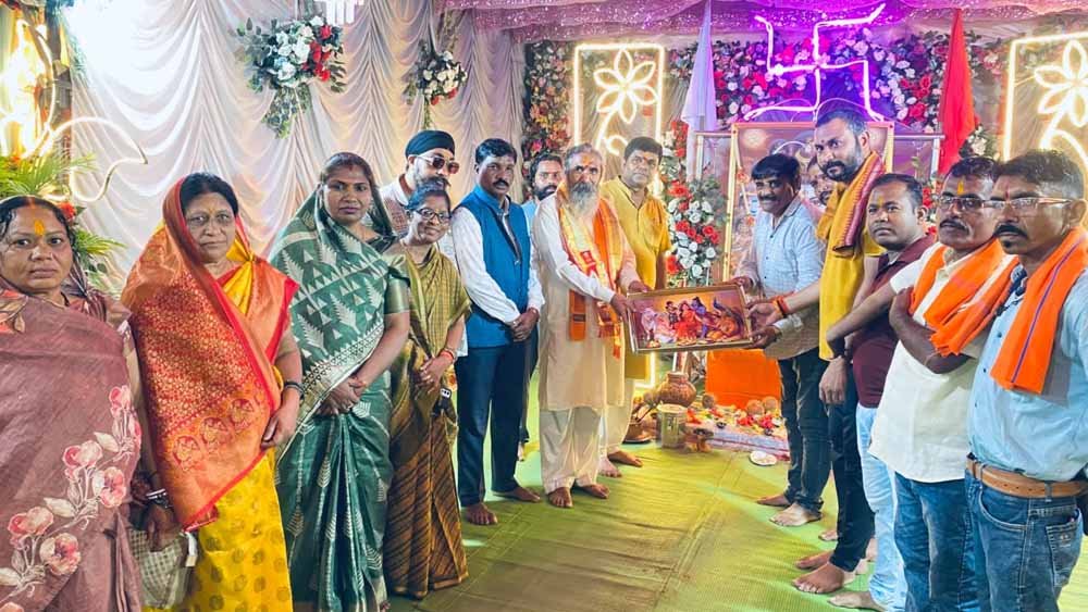 सांसद भोजराज नाग ने सिहावा-नगरी के प्रमुख शिव तीर्थों में की पूजा-अर्चना