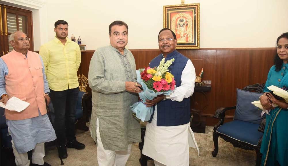बलरामपुर और रामानुजगंज को जल्द मिलेगा बायपास की सौगात बलरामपुर और रामानुजगंज को जल्द मिलेगा बायपास की सौगात