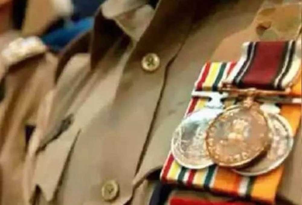 स्वतंत्रता दिवस के अवसर पर छत्तीसगढ़ पुलिस के 152 अधिकारी और जवान होंगे सम्मानित स्वतंत्रता दिवस के अवसर पर छत्तीसगढ़ पुलिस के 152 अधिकारी और जवान होंगे सम्मानित