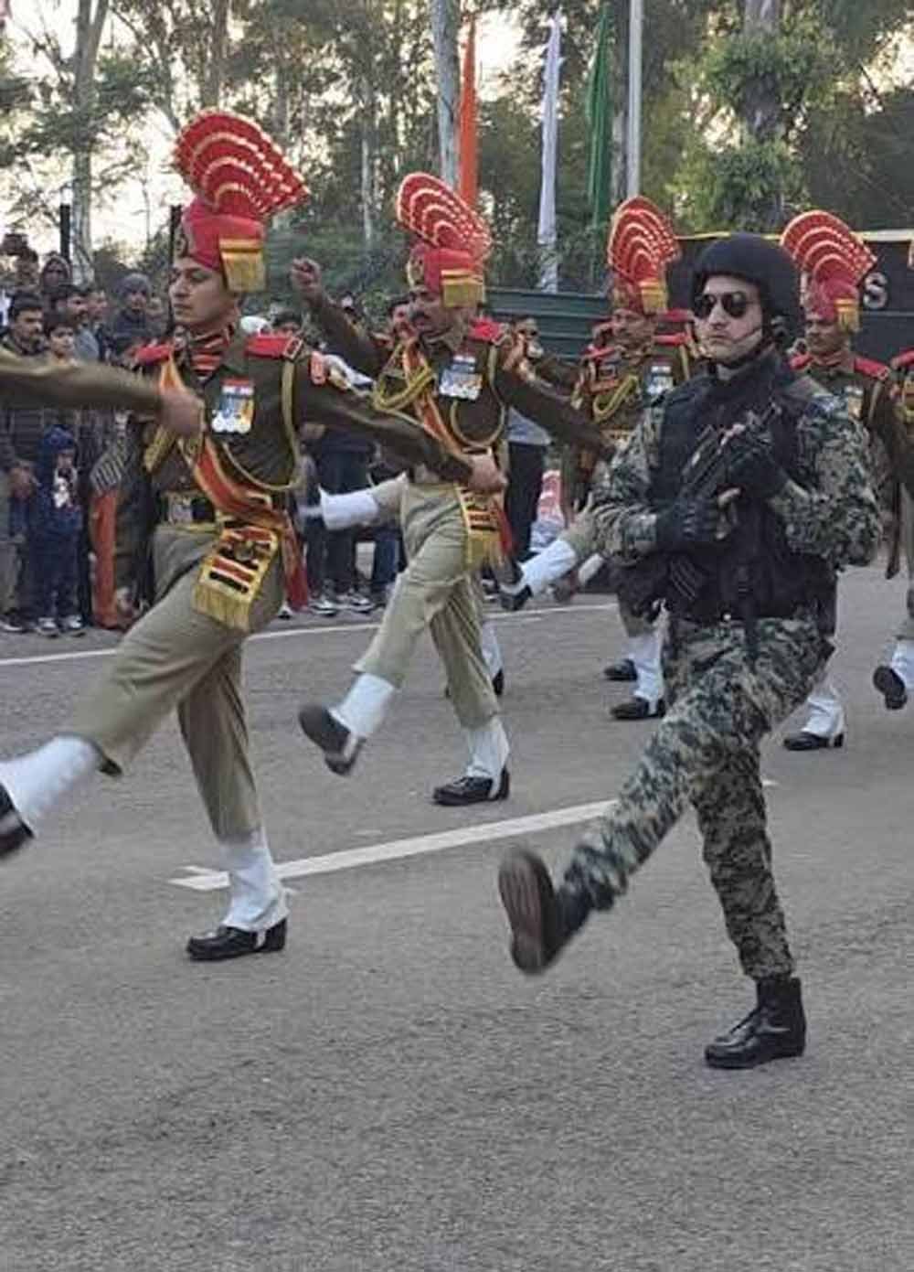 हिंद-पाक बॉर्डर ‘भारत माता की जय’ के नारों से गूंजा, जवानों के जोश ने बढ़ाया उत्साह