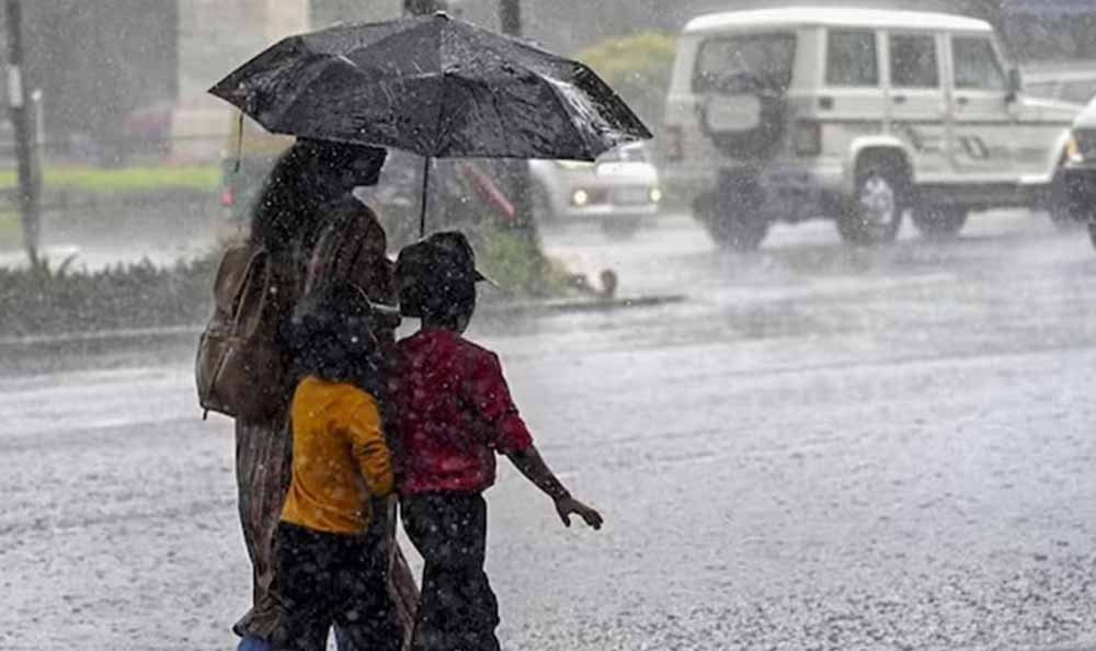 Chandigarh में झमाझम बारिश, अगले 5 दिन मौसम रहेगा सक्रिय; IMD ने किया अलर्ट Chandigarh में झमाझम बारिश, अगले 5 दिन मौसम रहेगा सक्रिय; IMD ने किया अलर्ट