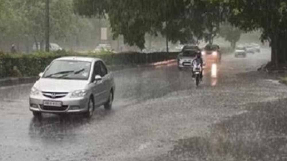 चंडीगढ़ में सुबह हुई बारिश, अब तक सामान्य से 25% कम बरसा पानी चंडीगढ़ में सुबह हुई बारिश, अब तक सामान्य से 25% कम बरसा पानी