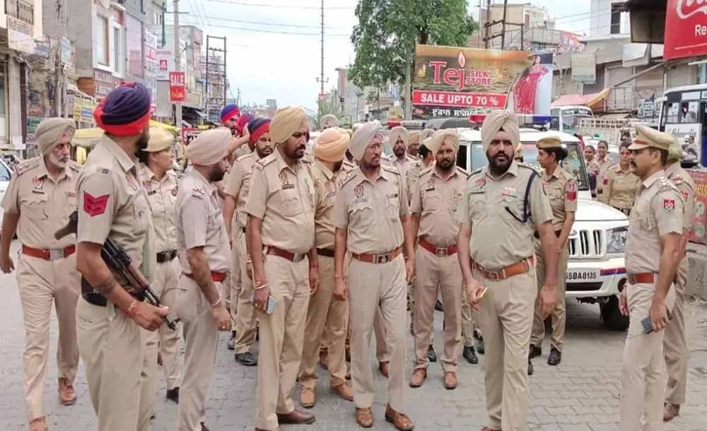 Punjab Terror Module: 4 नाबालिग समेत 9 आरोपी गिरफ्तार, पुलिस को मिली बड़ी सफलता Punjab Terror Module: 4 नाबालिग समेत 9 आरोपी गिरफ्तार, पुलिस को मिली बड़ी सफलता