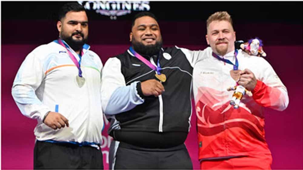 CWG मेडल विजेता लवप्रीत का पंजाब में भव्य स्वागत, अमृतसर एयरपोर्ट से पैतृक गांव तक निकलेगा सम्मान जुलूस CWG मेडल विजेता लवप्रीत का पंजाब में भव्य स्वागत, अमृतसर एयरपोर्ट से पैतृक गांव तक निकलेगा सम्मान जुलूस