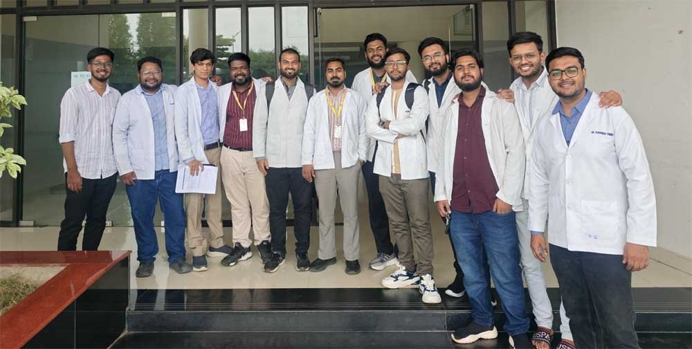 इंटर्न्स की समस्याओं पर चिकित्सा शिक्षा विभाग की बैठक, स्टाइपेंड बढ़ाने की माँग पर विचार का आश्वासन इंटर्न्स की समस्याओं पर चिकित्सा शिक्षा विभाग की बैठक, स्टाइपेंड बढ़ाने की माँग पर विचार का आश्वासन